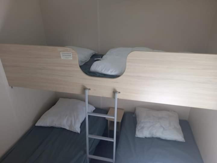 Hotel Famille Peeters Camiers Esterno foto